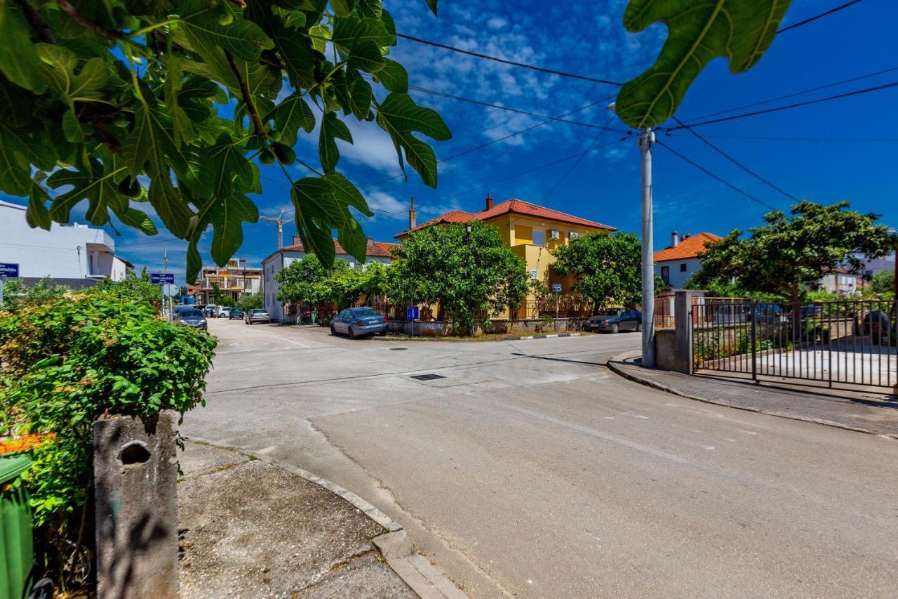 Nikola Apartments Free Parking Bbq Zadar Dış mekan fotoğraf