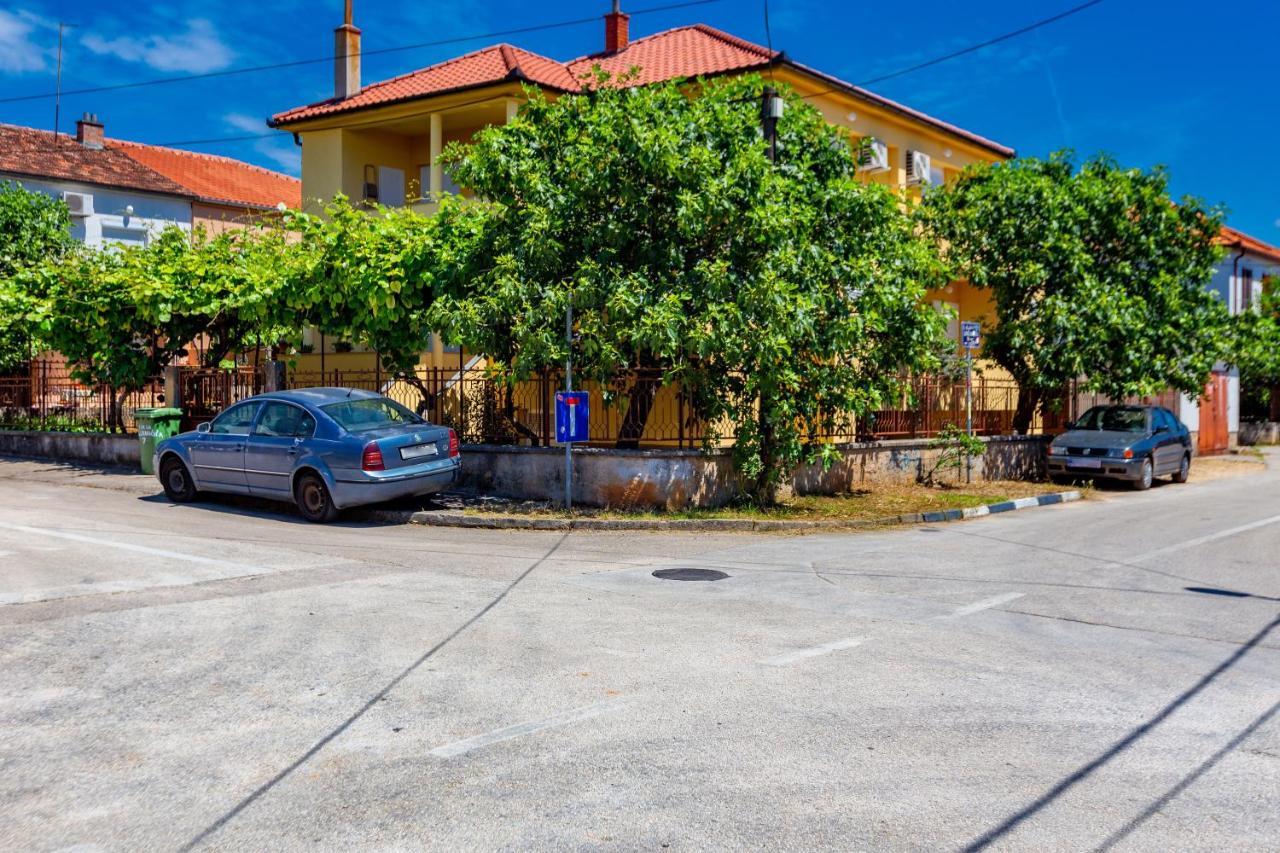 Nikola Apartments Free Parking Bbq Zadar Dış mekan fotoğraf